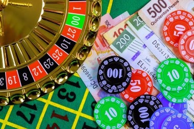 Live dealer blackjack table with multiple players